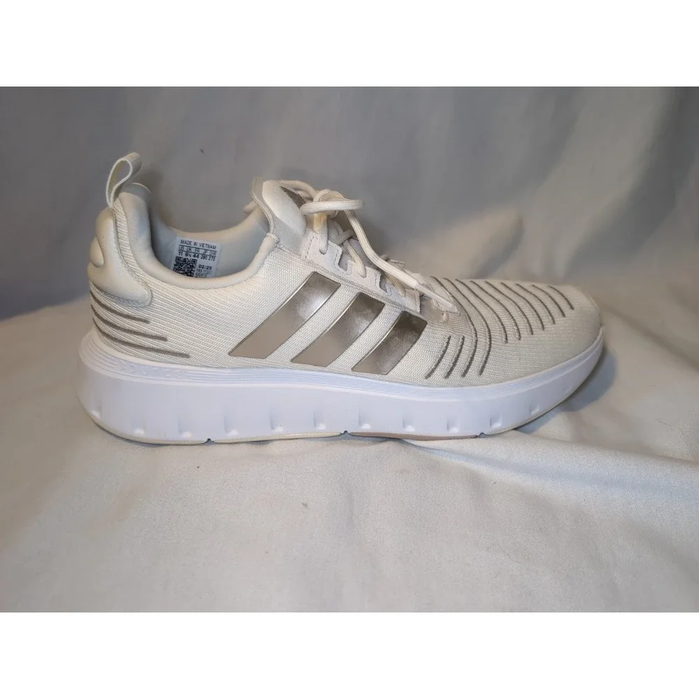 Adidas Swift Run 23 Off White IG4717 Women's Size 11